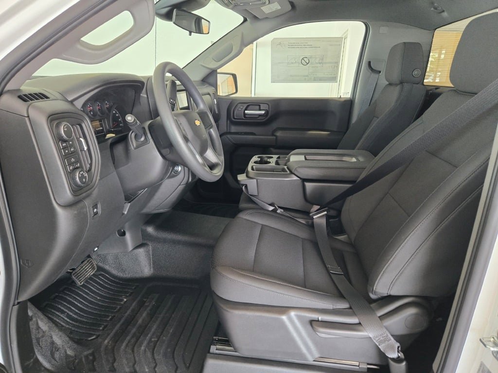 2026 CHEVROLET SILVERADO - Image 15