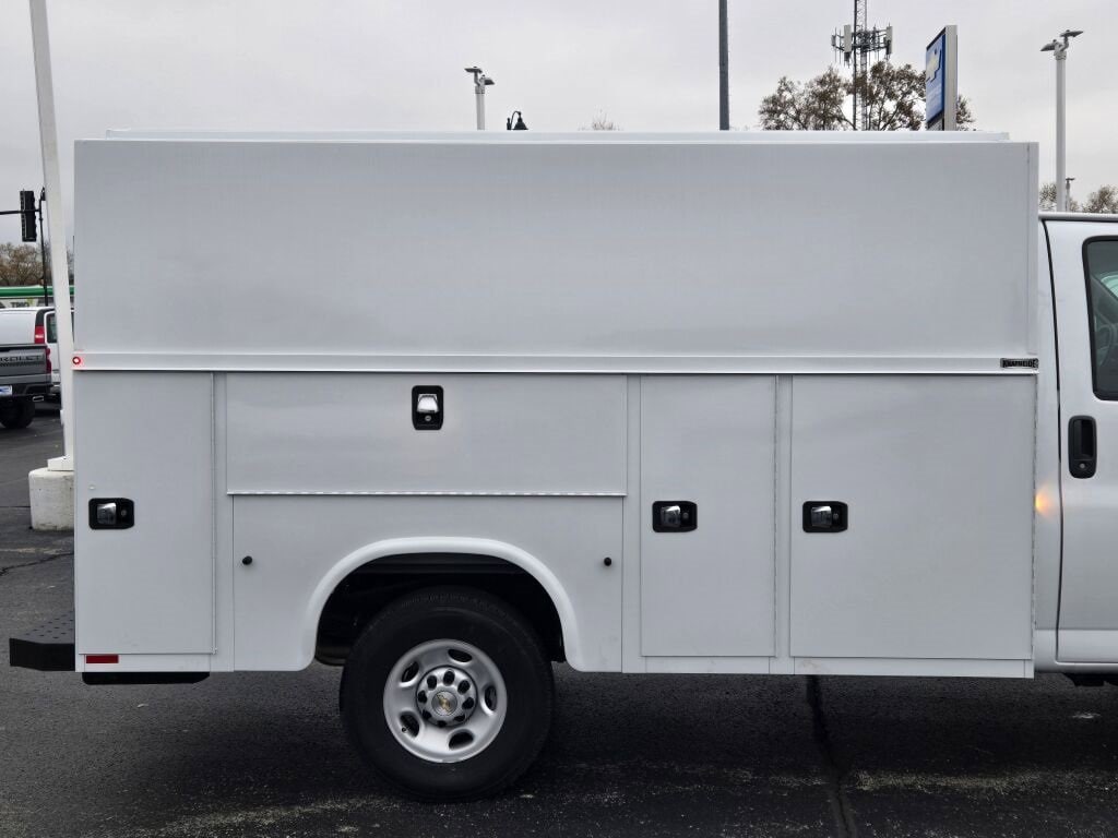 2025 CHEVROLET EXPRESS - Image 7