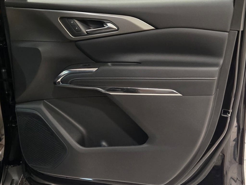 New 2026 Chevrolet Traverse LT SUV