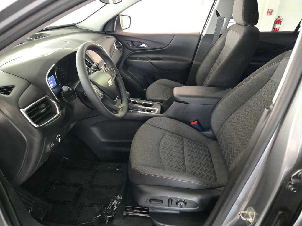 2023 Chevrolet Equinox LT - Photo 22