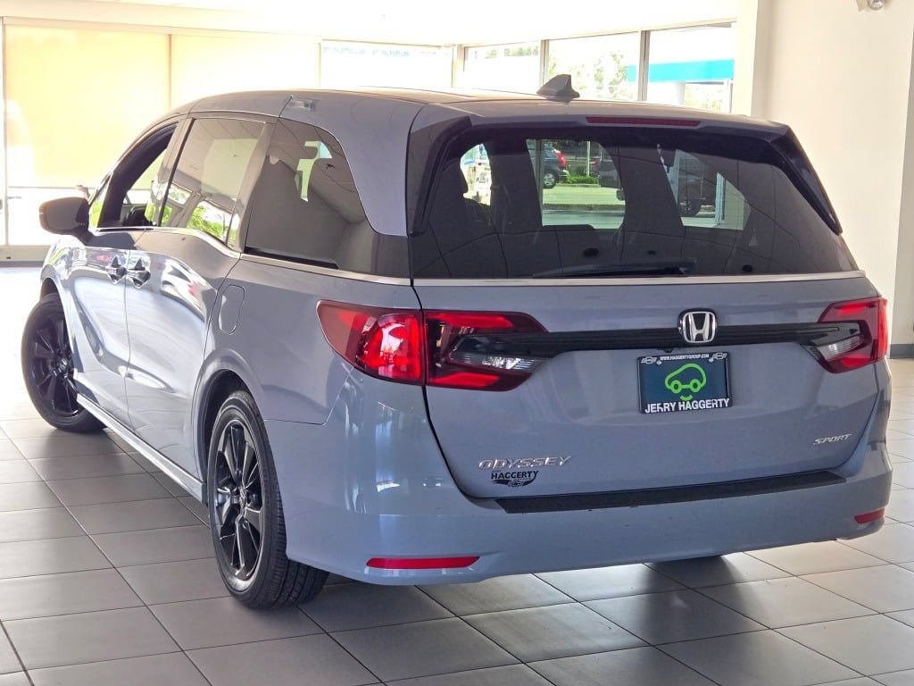 2023 Honda Odyssey SPORT - Photo 15