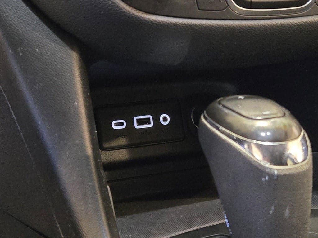 2019 CHEVROLET EQUINOX - Image 24