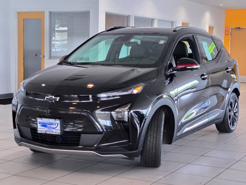 Used 2023 Chevrolet Bolt EUV Premier Redline SUV