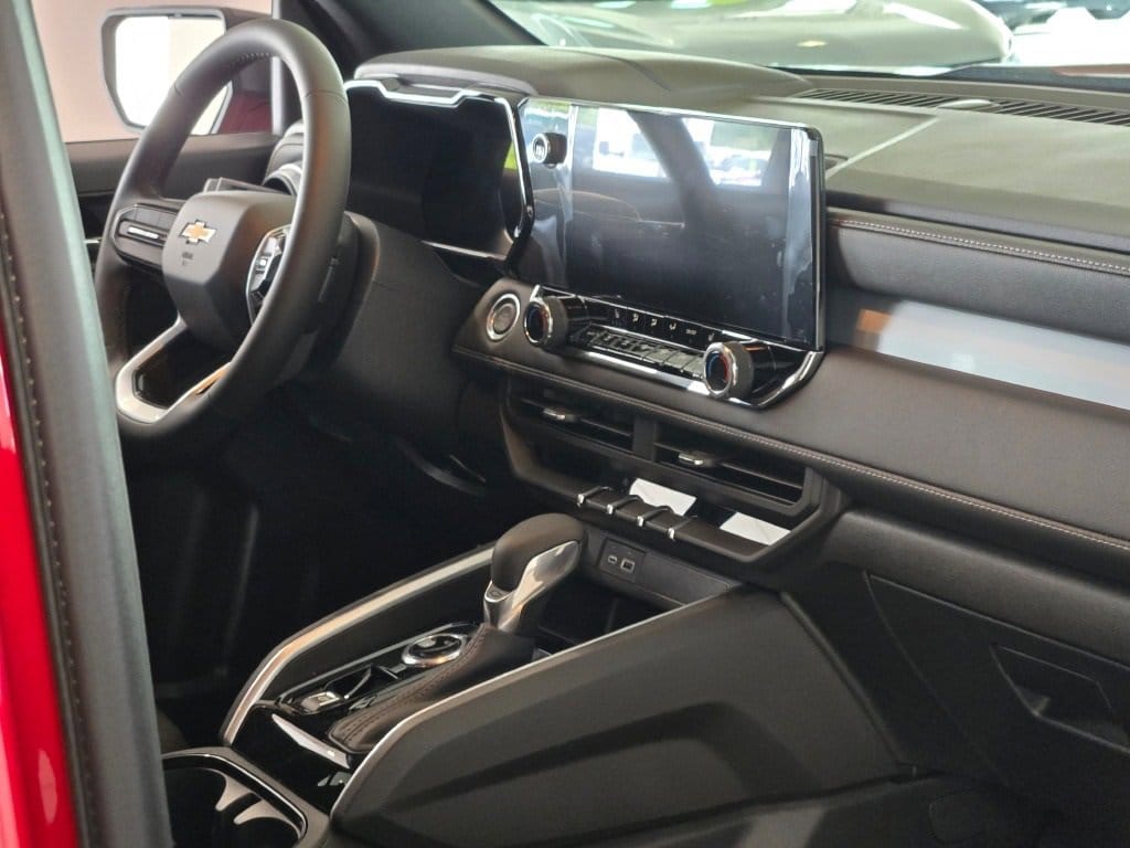 2025 CHEVROLET COLORADO - Image 6