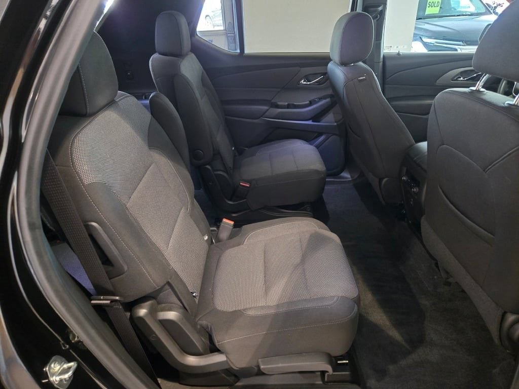 2023 Chevrolet Traverse 1LT - Photo 10