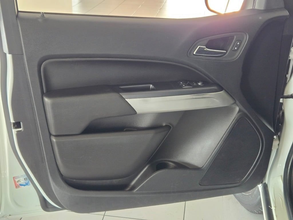 2021 Chevrolet Colorado LT - Photo 20
