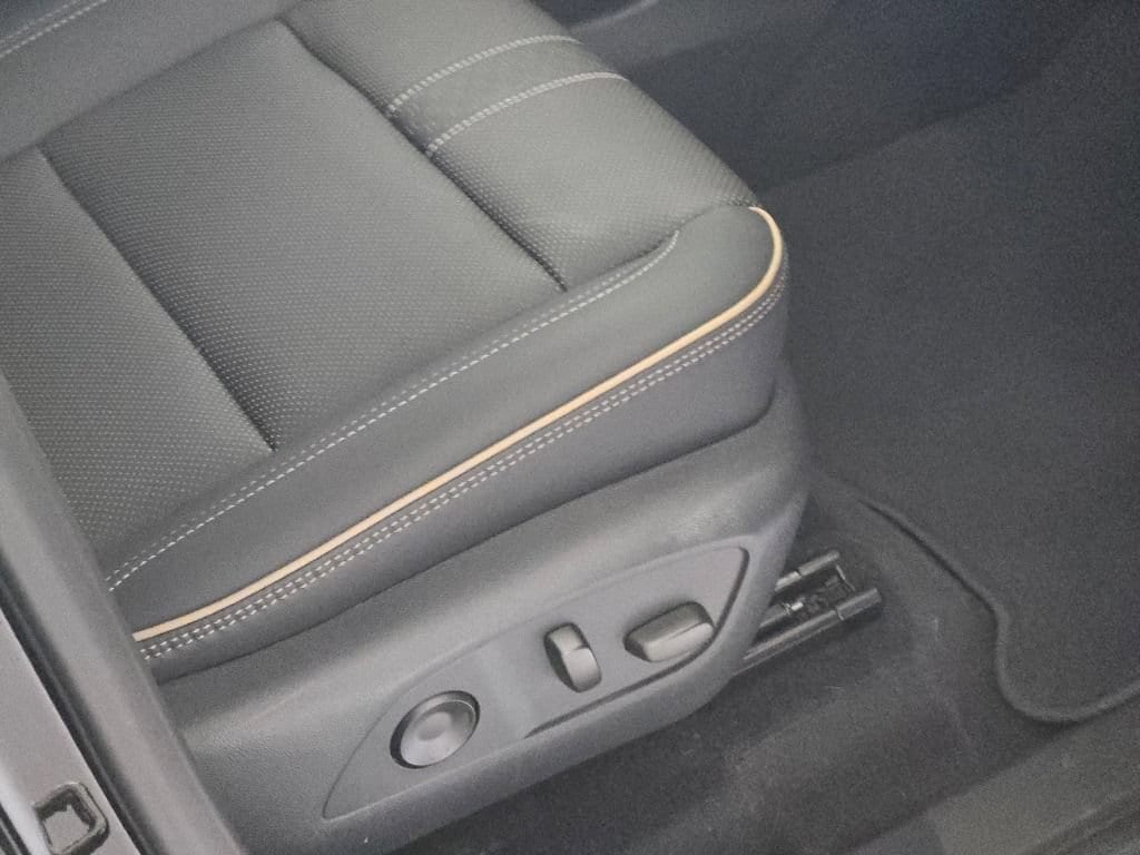 2025 Chevrolet Traverse High Country - Photo 7