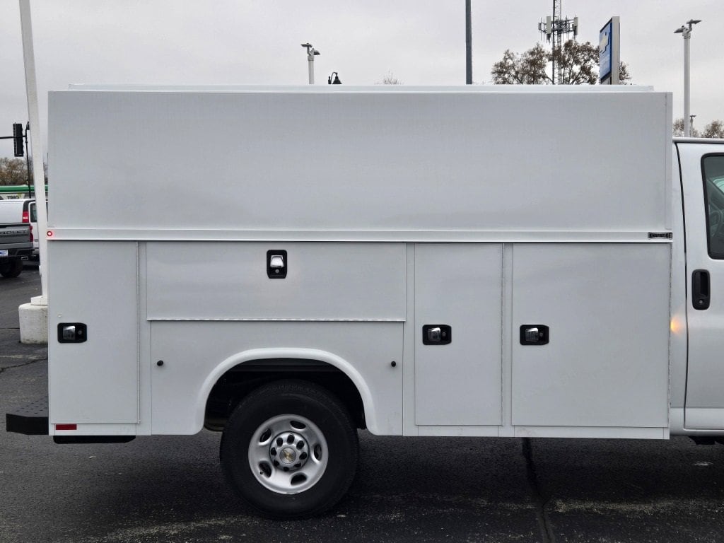 2025 CHEVROLET EXPRESS - Image 7