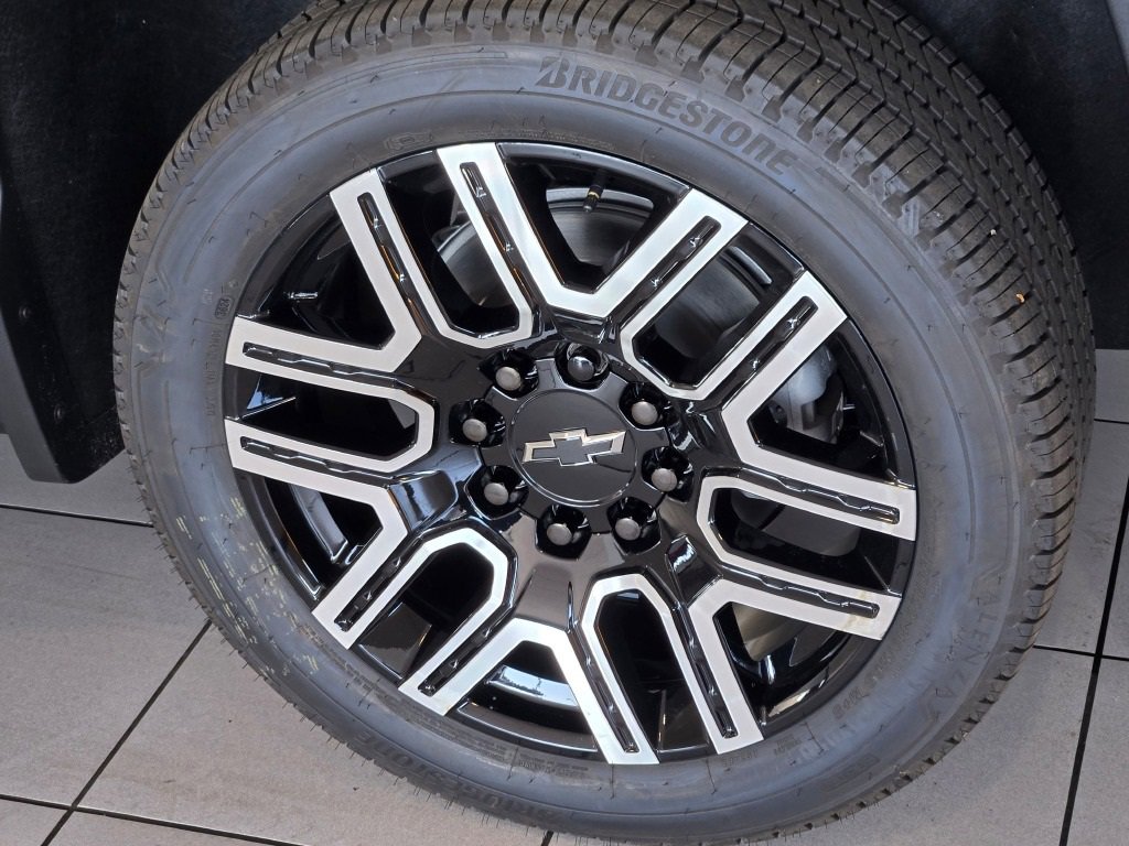 2026 CHEVROLET SILVERADO - Image 15