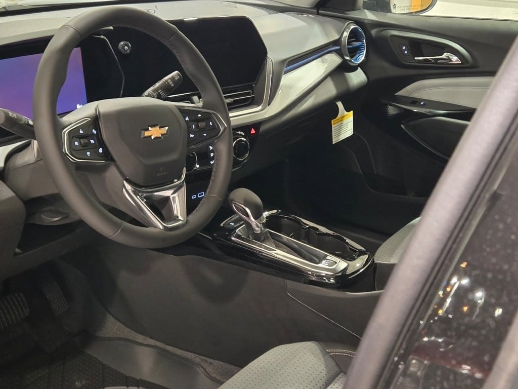 2026 CHEVROLET TRAX - Image 16