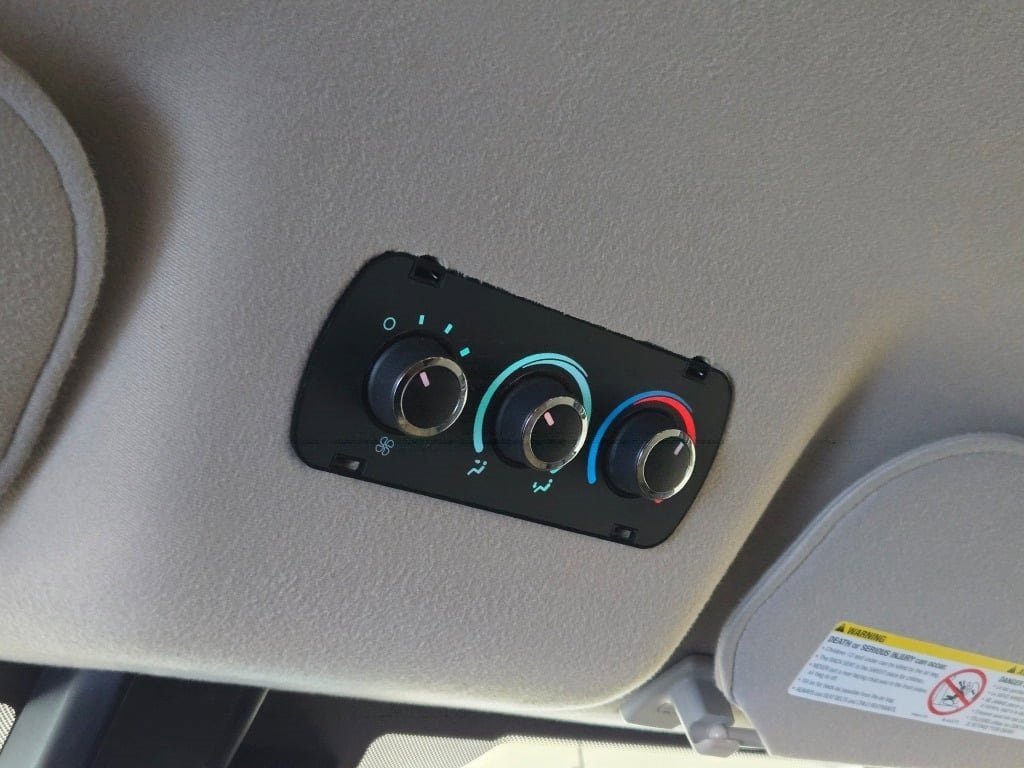 2024 CHEVROLET EXPRESS - Image 21