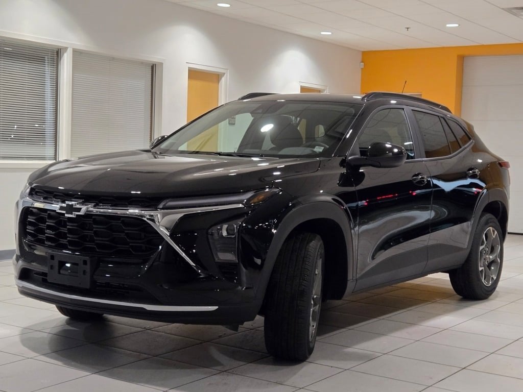 2026 CHEVROLET TRAX - Image 3