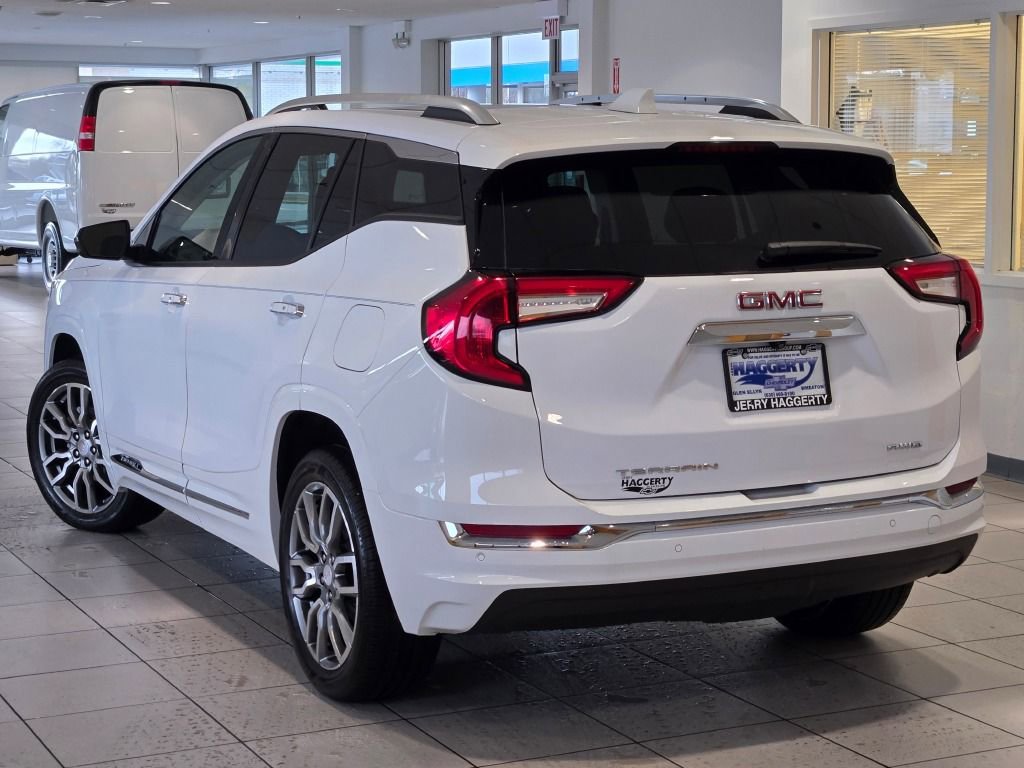 2024 GMC Terrain Denali - Photo 15