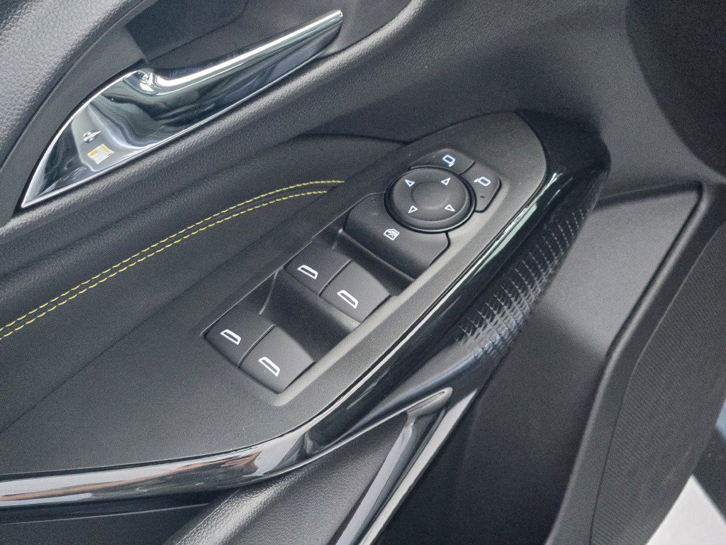 2026 Chevrolet Trax LT - Photo 18