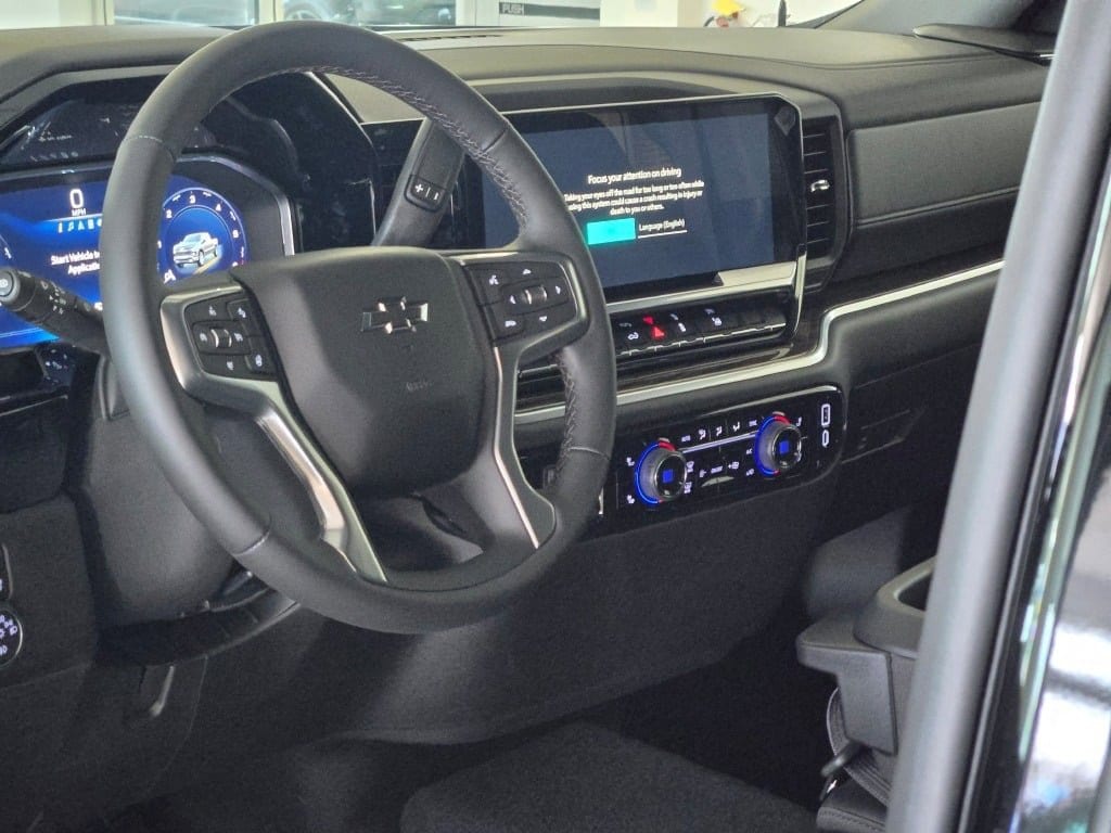 2026 CHEVROLET SILVERADO - Image 22