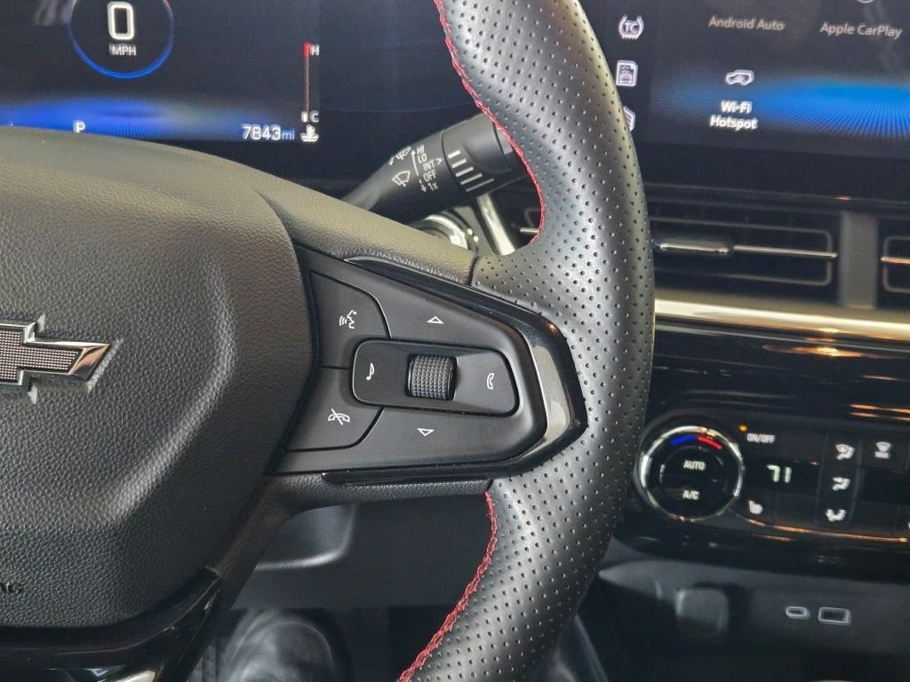 2024 Chevrolet Trax RS - Photo 31