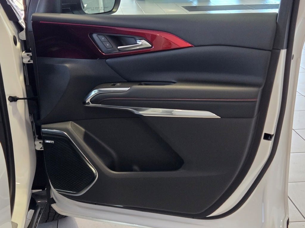 2024 Chevrolet Traverse RS photo 4