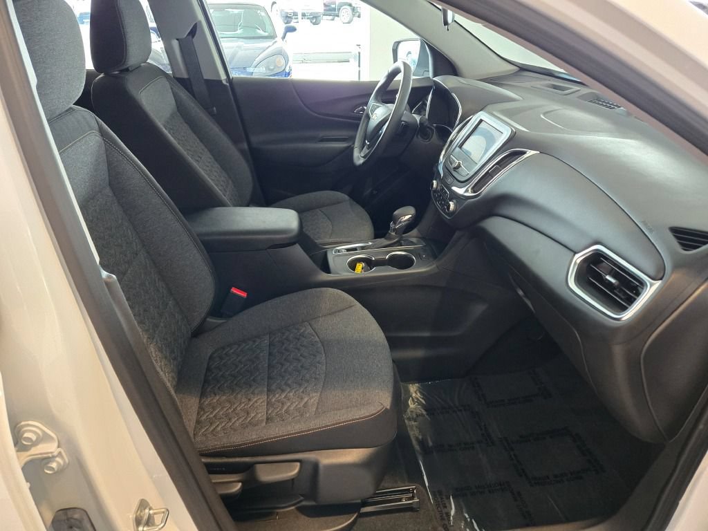2024 Chevrolet Equinox LT - Photo 6