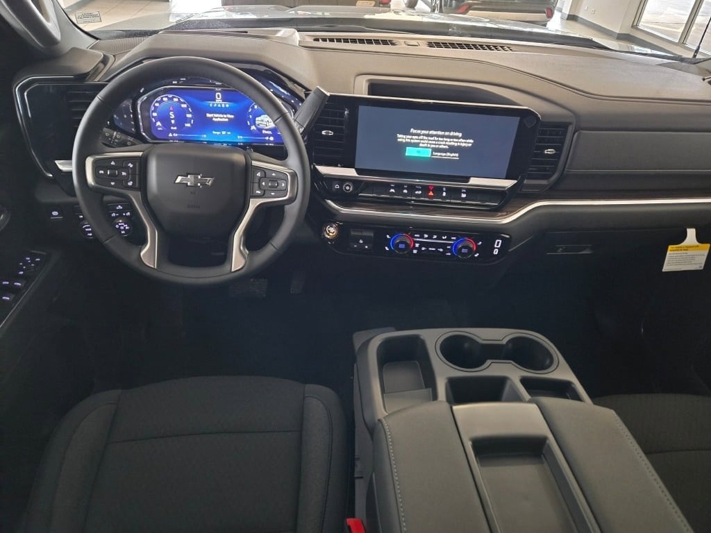 2026 CHEVROLET SILVERADO - Image 17