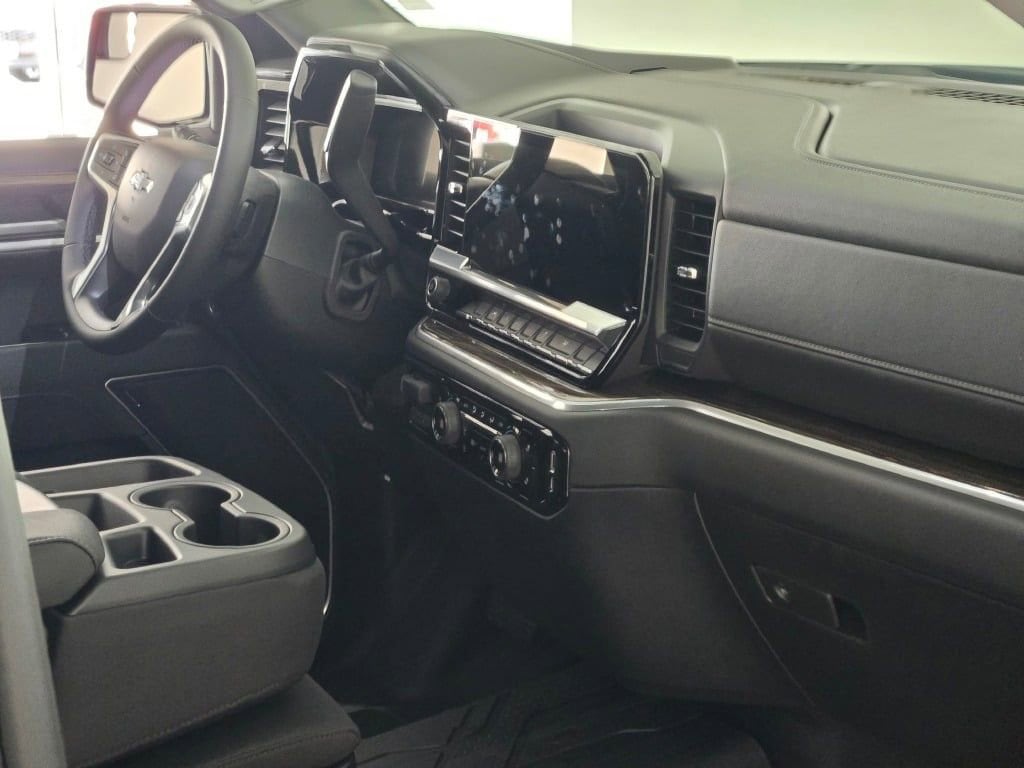 2026 Chevrolet Silverado 1500 RST - Photo 8