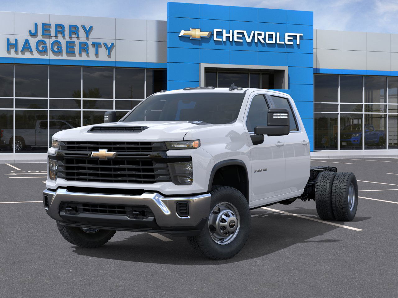2025 CHEVROLET SILVERADO HD - Image 38