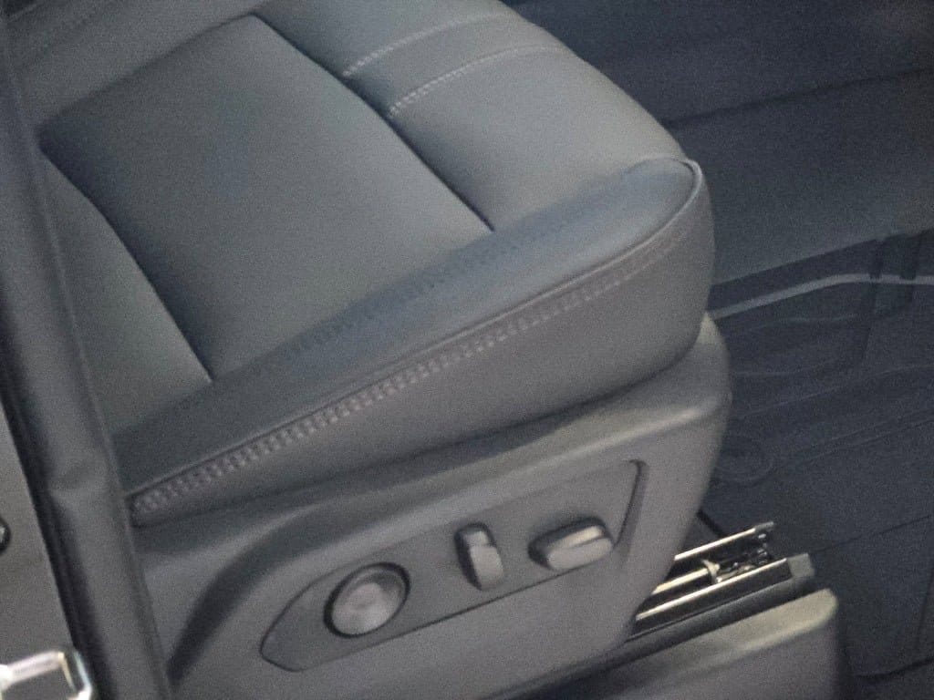 2026 Chevrolet Tahoe RST - Photo 7