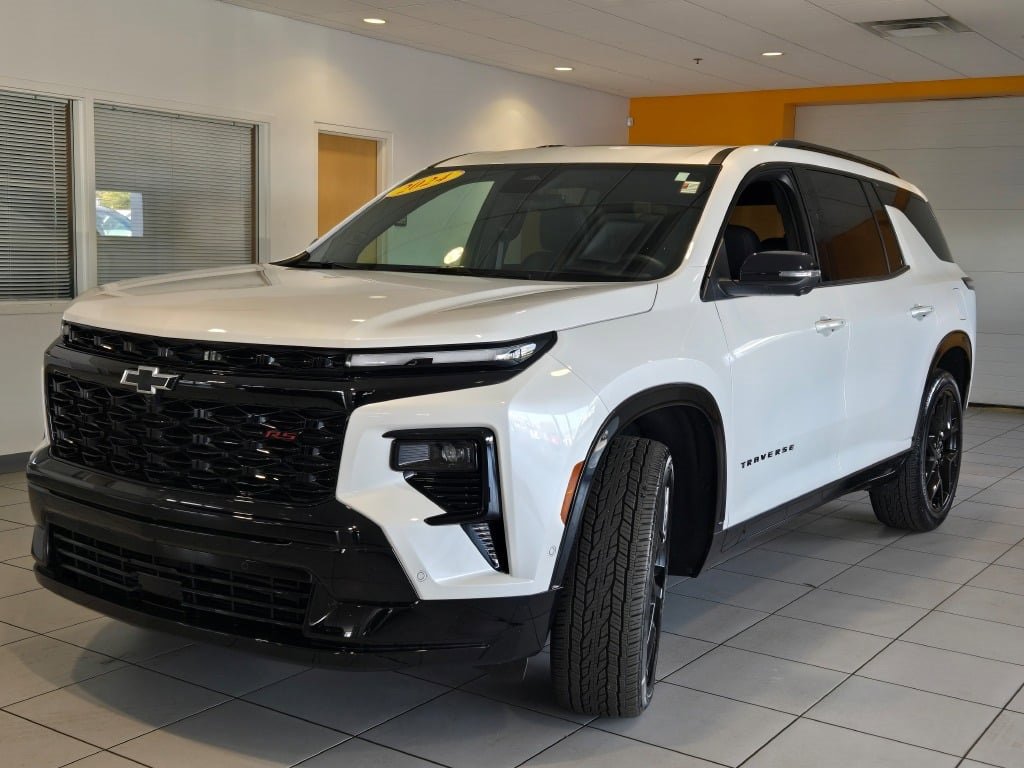 2024 Chevrolet Traverse RS photo 3