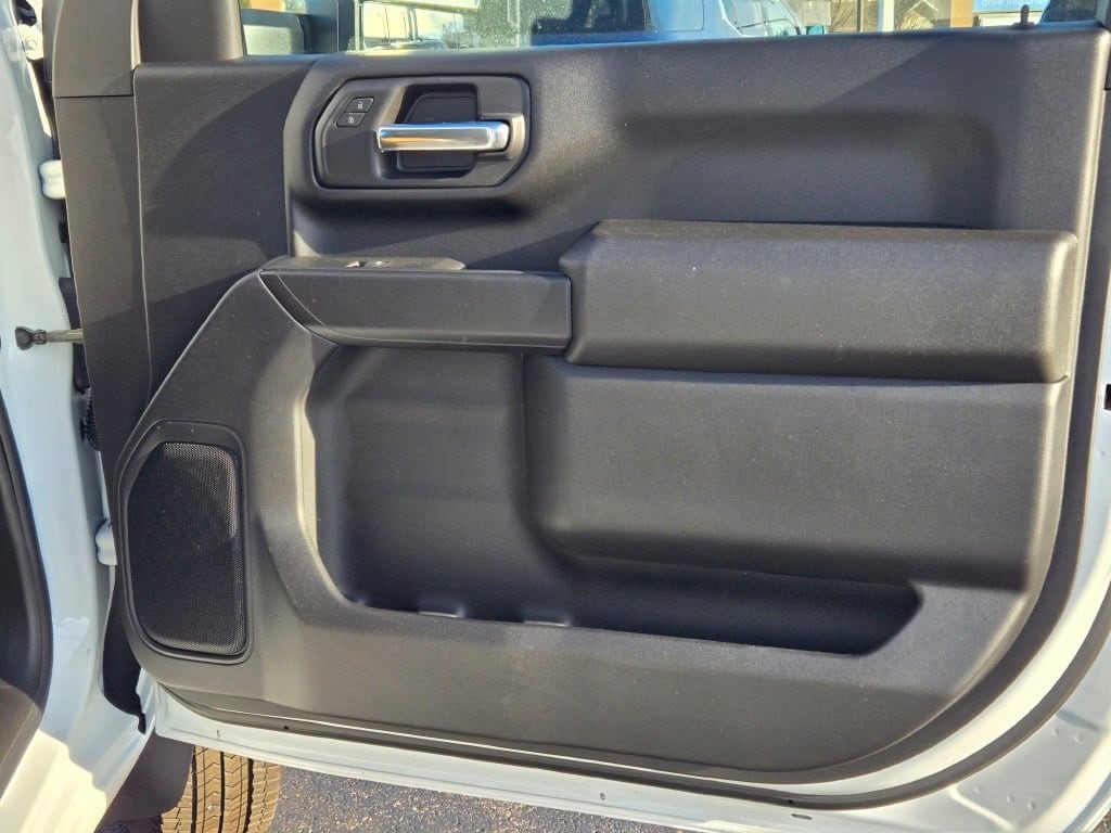 2026 CHEVROLET SILVERADO HD - Image 5
