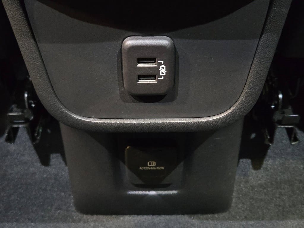 2023 GMC TERRAIN - Image 17