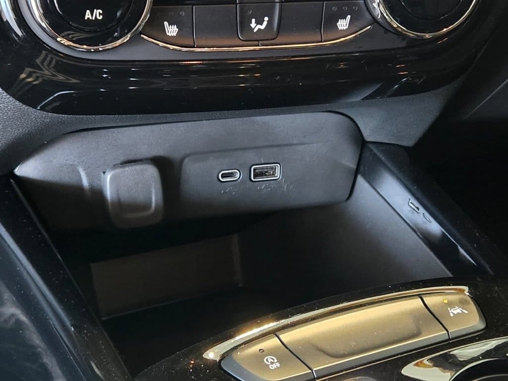 2024 Chevrolet Trax RS - Photo 27