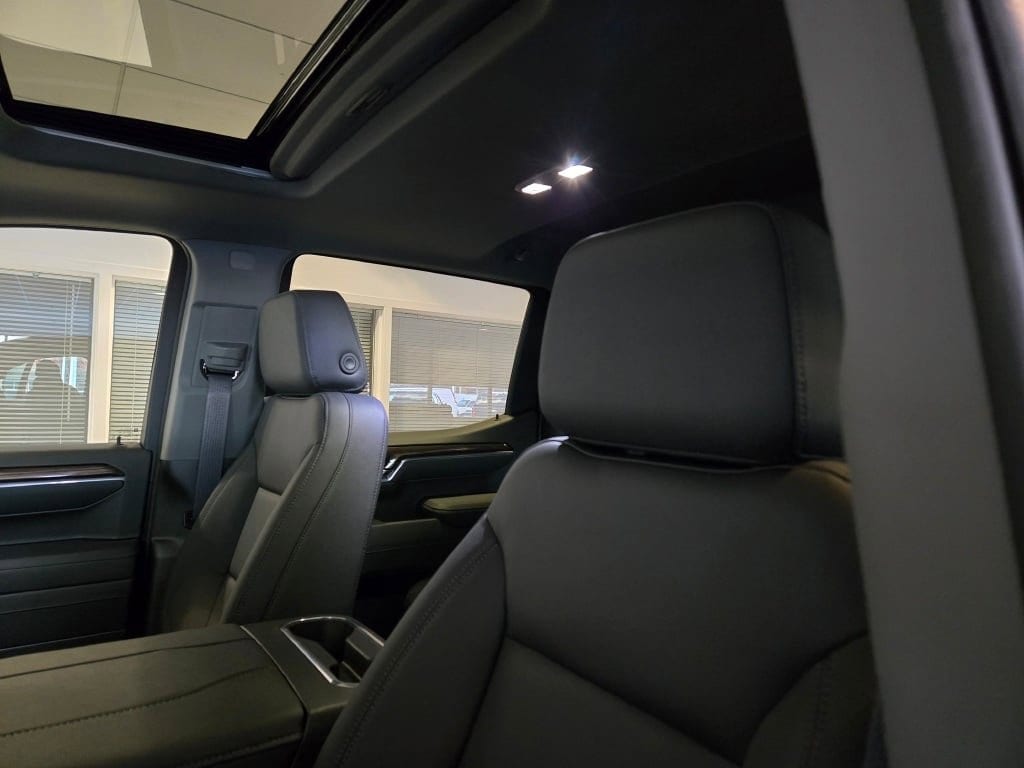 2026 CHEVROLET SILVERADO - Image 23