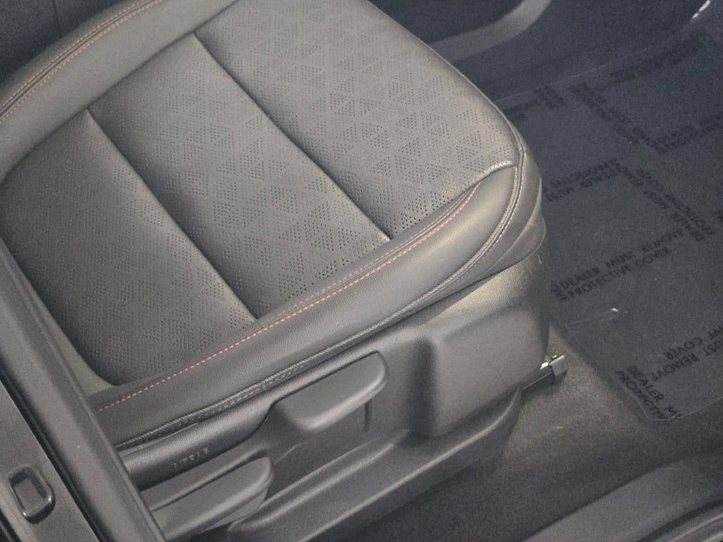 2023 Chevrolet Bolt EUV Premier - Photo 7