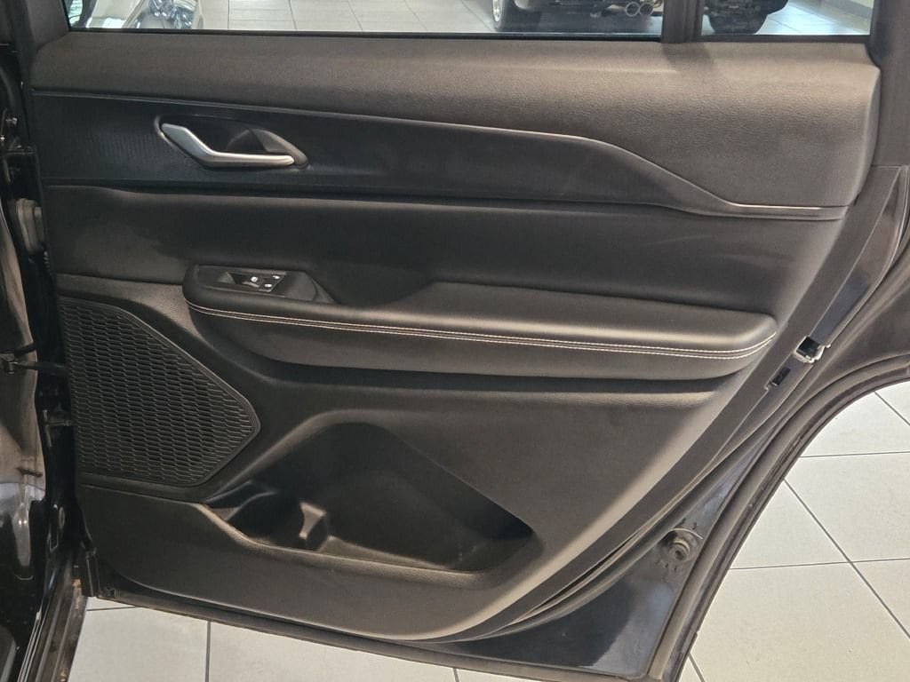 2023 Jeep Grand Cherokee L Altitude - Photo 8