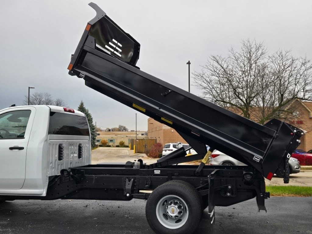 2025 CHEVROLET SILVERADO HD - Image 28