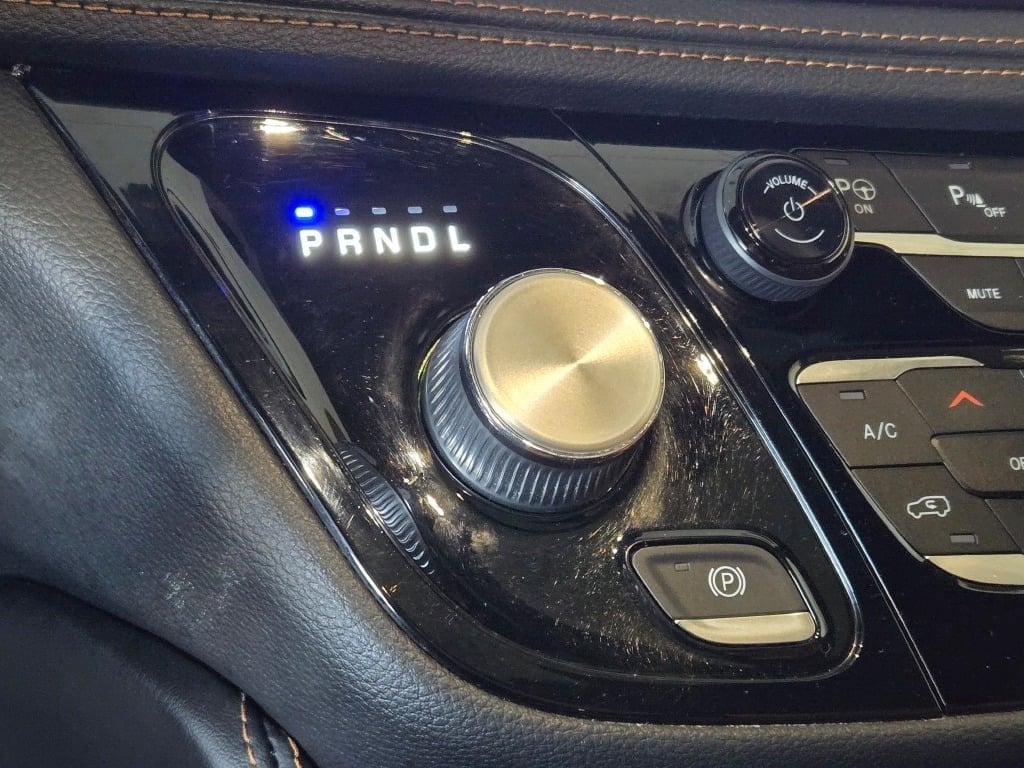 2021 CHRYSLER PACIFICA - Image 30