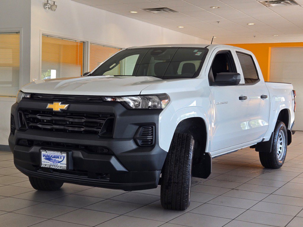 Used 2025 Chevrolet Colorado WT/LT Truck