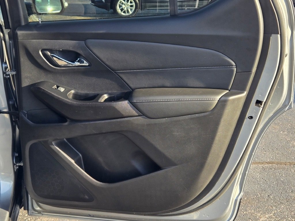 2023 CHEVROLET TRAVERSE - Image 7
