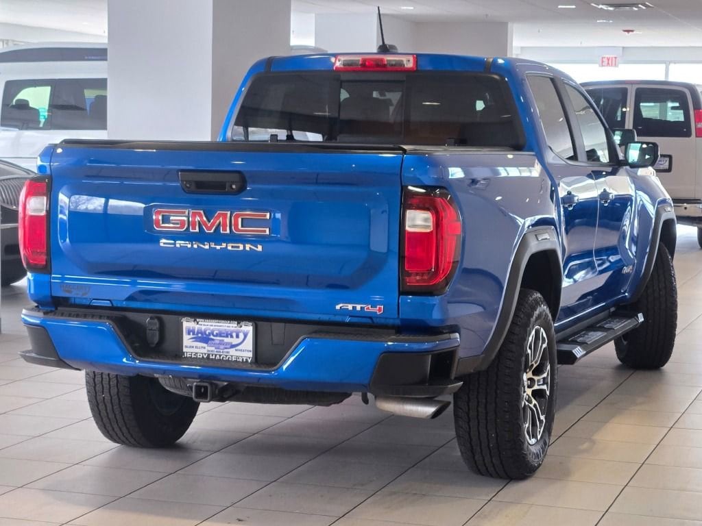 2024 GMC Canyon AT4 - Photo 12