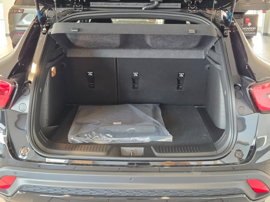 2026 CHEVROLET TRAX - Image 11
