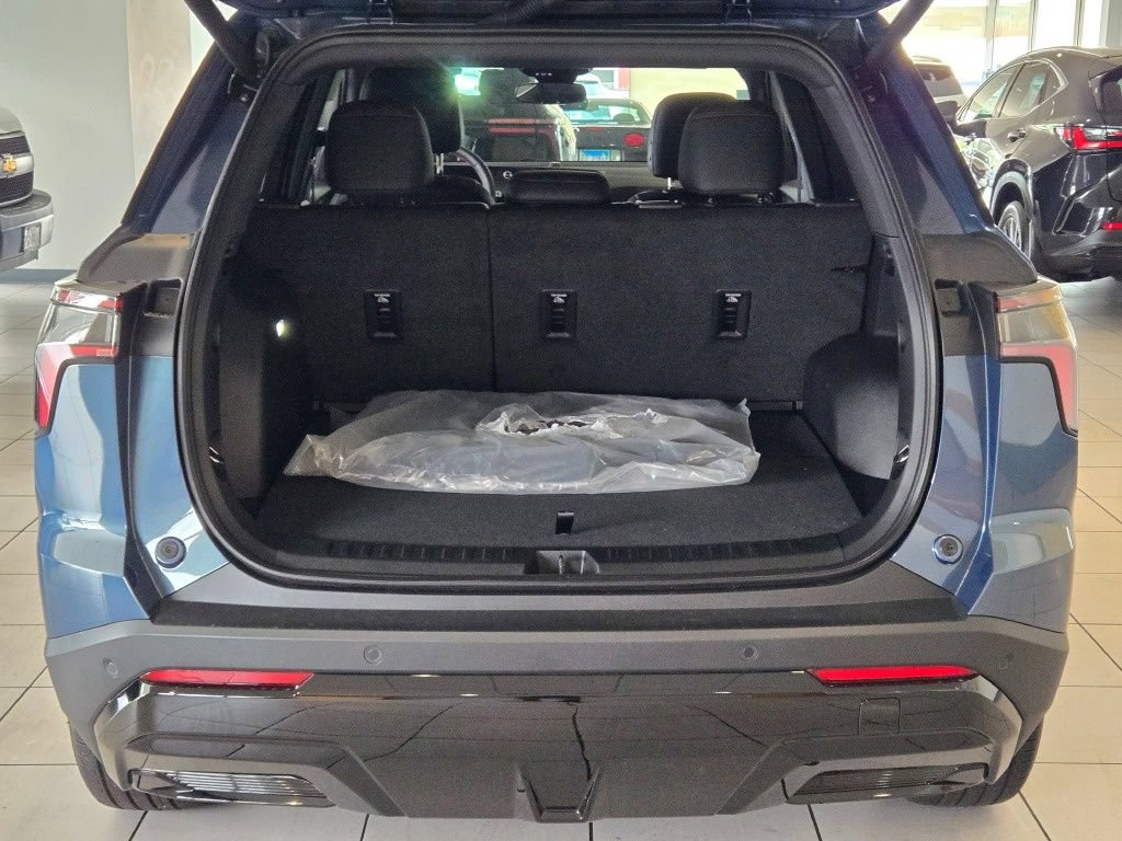 2027 Chevrolet Equinox RS - Photo 12