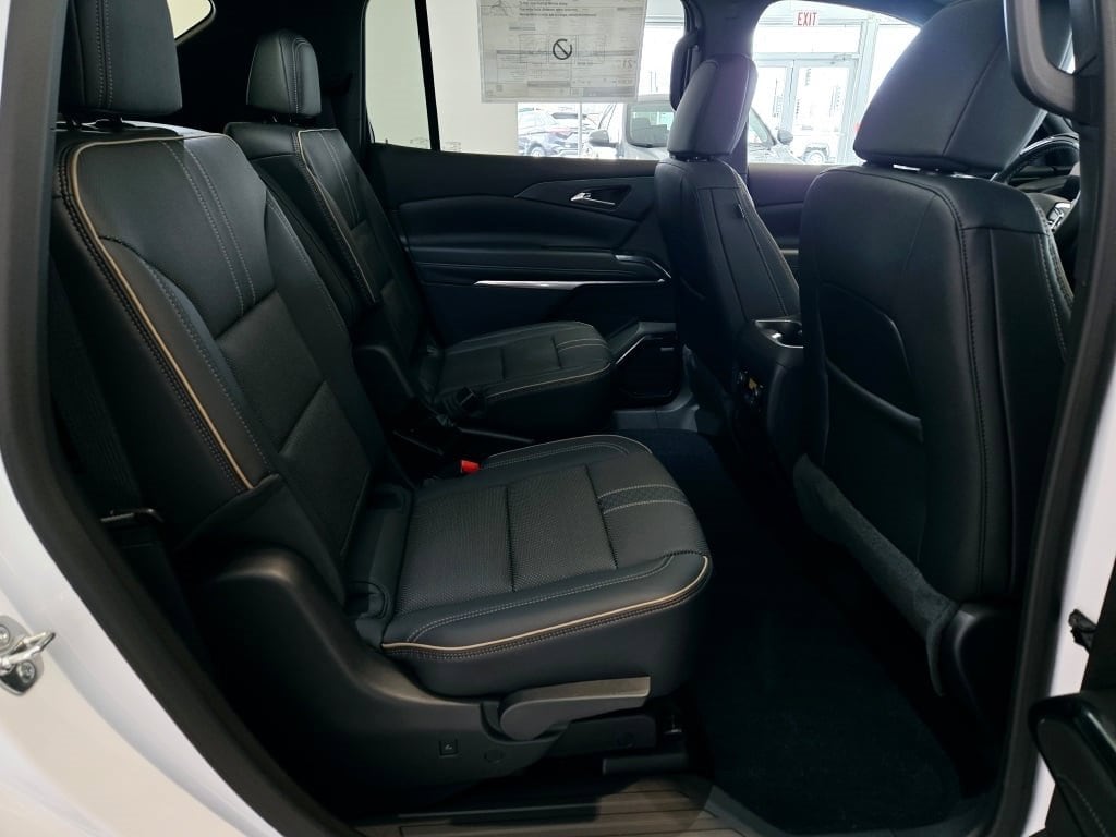 2025 CHEVROLET TRAVERSE - Image 9