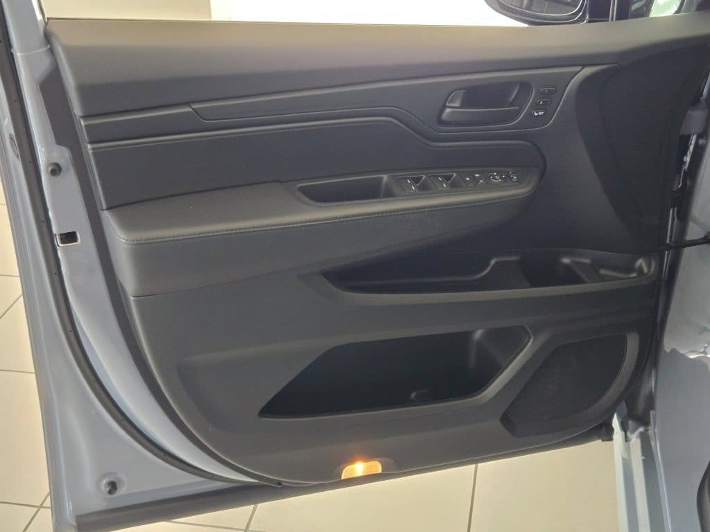 2023 Honda Odyssey SPORT - Photo 20