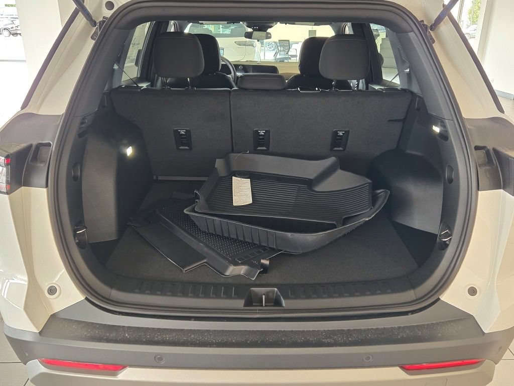 2026 Chevrolet Equinox LT - Photo 13