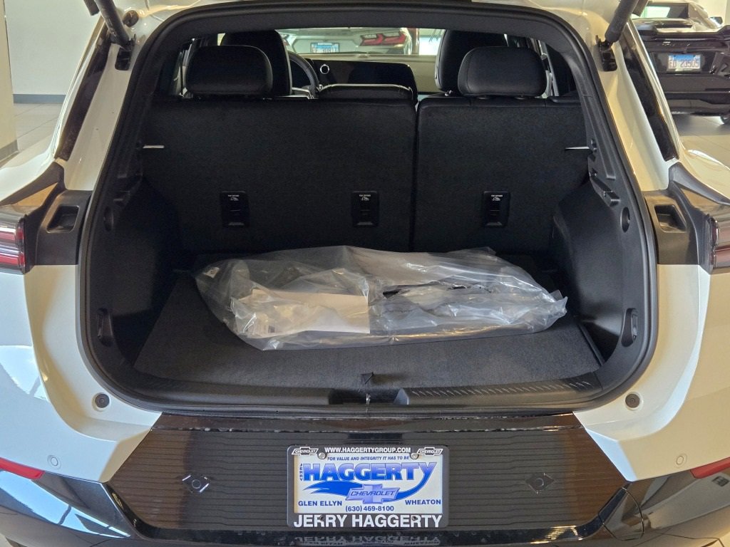 2025 CHEVROLET EQUINOX - Image 11
