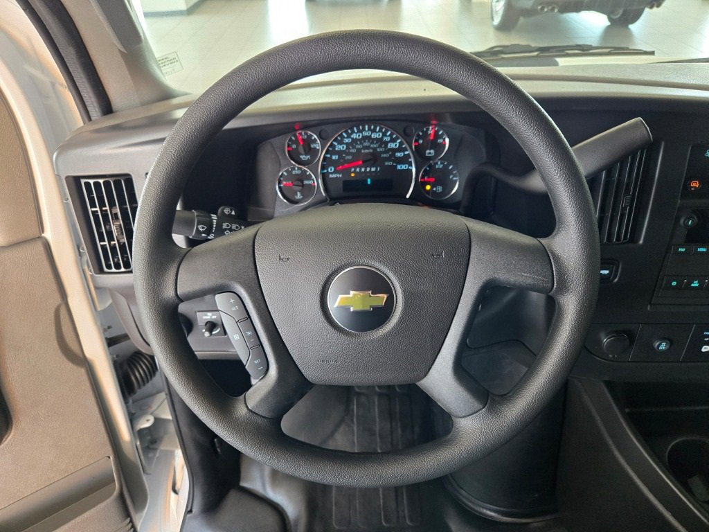 2025 CHEVROLET EXPRESS - Image 20