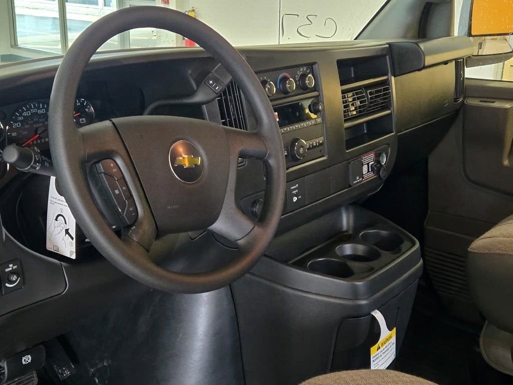 2026 Chevrolet Express Cargo Work Van - Photo 15