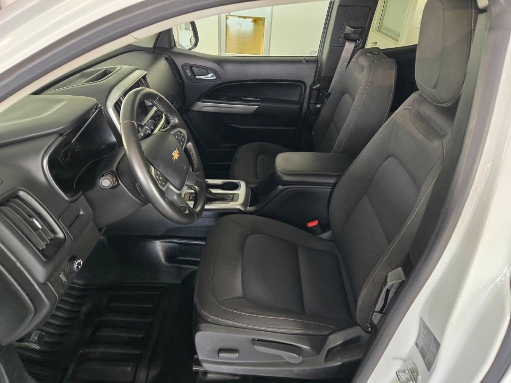 2021 Chevrolet Colorado LT - Photo 22