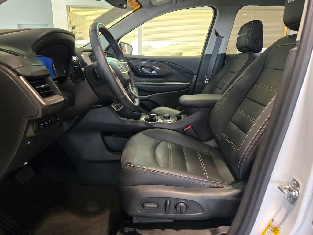 2024 GMC Terrain Denali - Photo 23