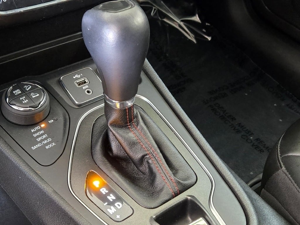 2022 JEEP CHEROKEE - Image 28