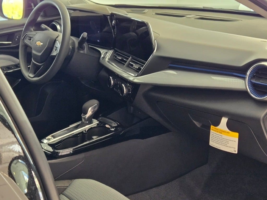 2026 CHEVROLET TRAX - Image 6